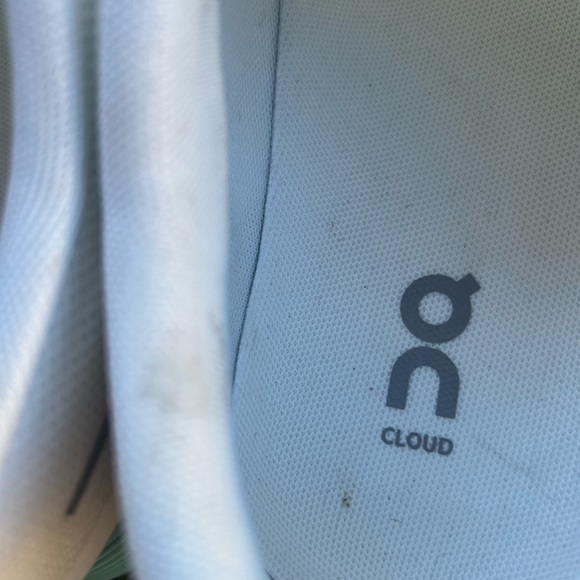 Men’s On Cloud Running shoes size 9.5 - Picture 6 of 8